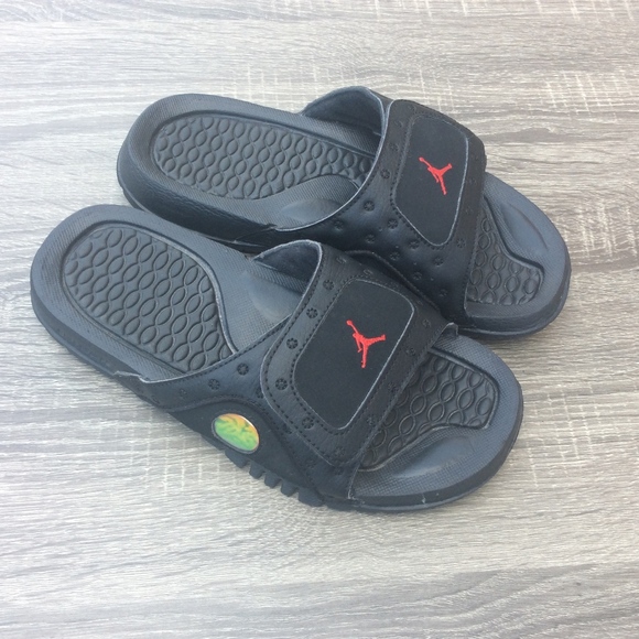 grade school jordan sandals
